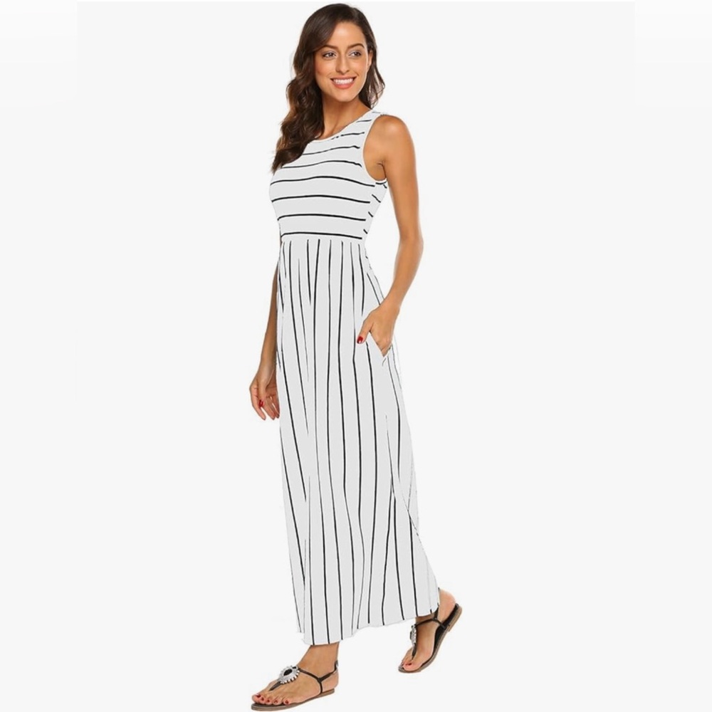Maxi Dress White with Black Stripes Size S